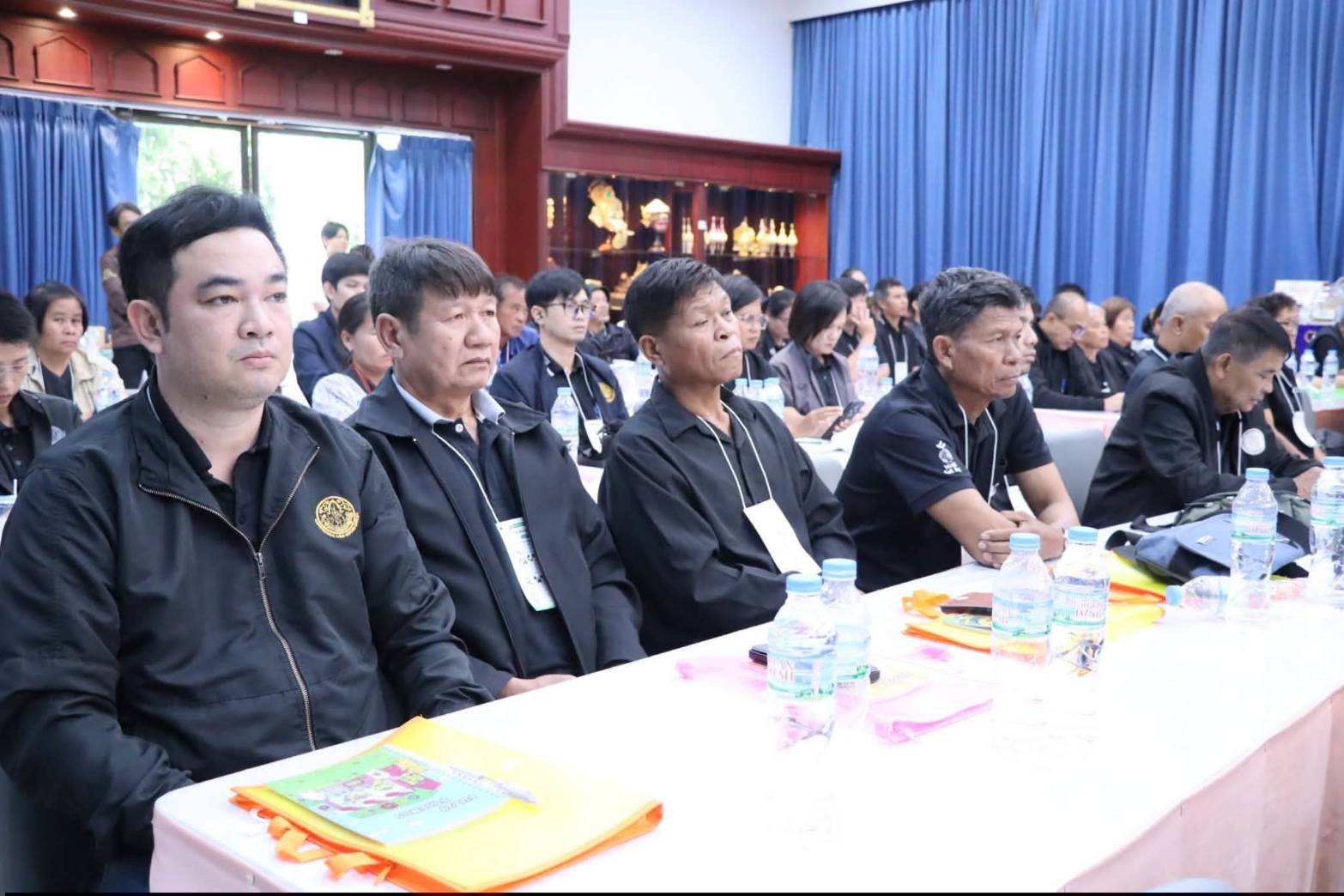 title - เลขาธิการสำนักงานการปฏิรูปที่ดินเพื่อเกษตรกรรม เป็นประธานในพิธีเปิดโครงการฝึกอบรมเชิงปฏิบัติการ หลักสูตร “รู้ปลูก รู้รักษา รู้คุณค่าของหญ้าแฝก” ระยะที่ 2 ภายใต้โครงการพัฒนาและรณรงค์การใช้หญ้าแฝกอันเนื่องมาจากพระราชดำริ ประจำปีงบประมาณ พ.ศ. 2569 ณ ศูนย์ส่งเสริมและพัฒนาอาชีพเสริมนอกภาคการเกษตร (ศพส.)